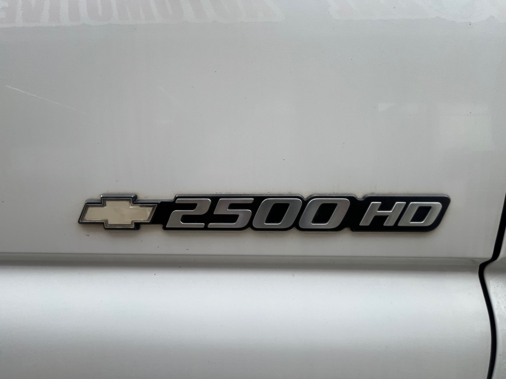 Photo 10 of this CHEVROLET SILVERADO 2500H