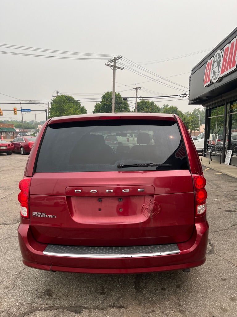 Photo 4 of this DODGE GRAND CARAVAN