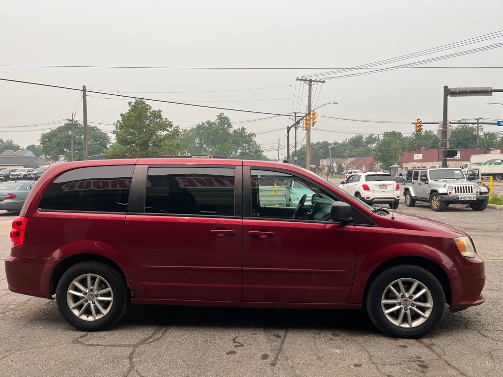 Photo 3 of this DODGE GRAND CARAVAN