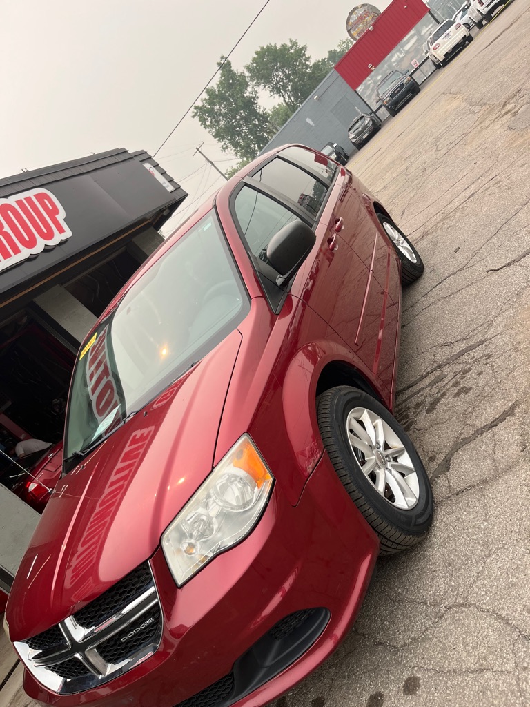 Photo 18 of this DODGE GRAND CARAVAN