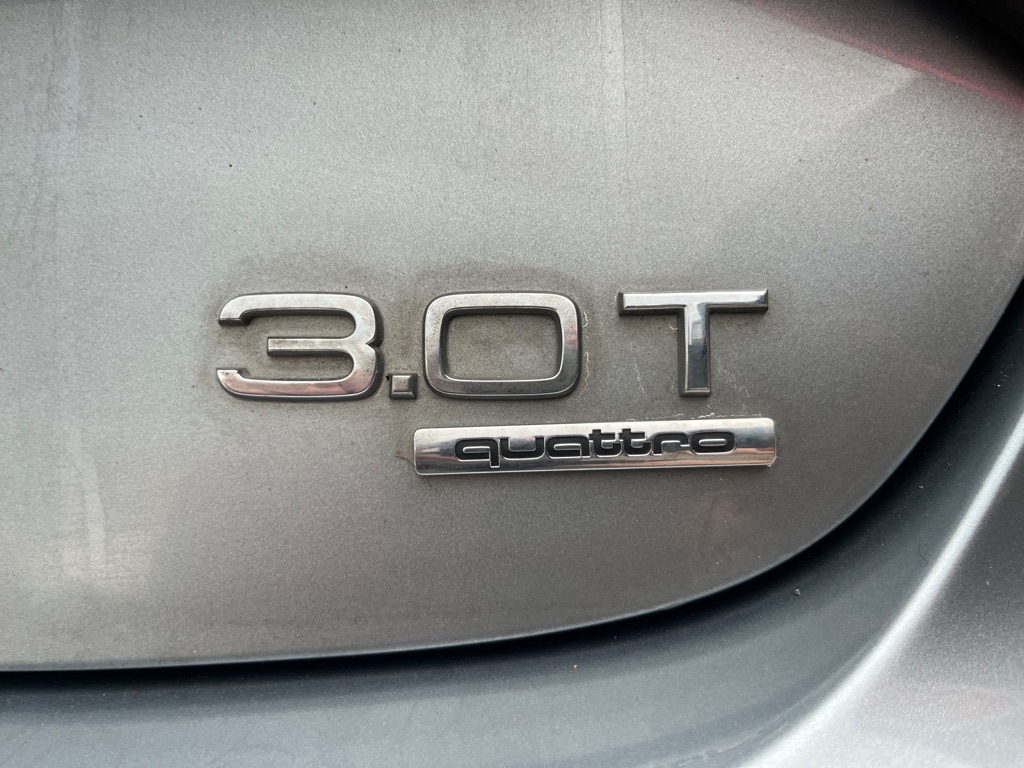 Photo 12 of this AUDI A7