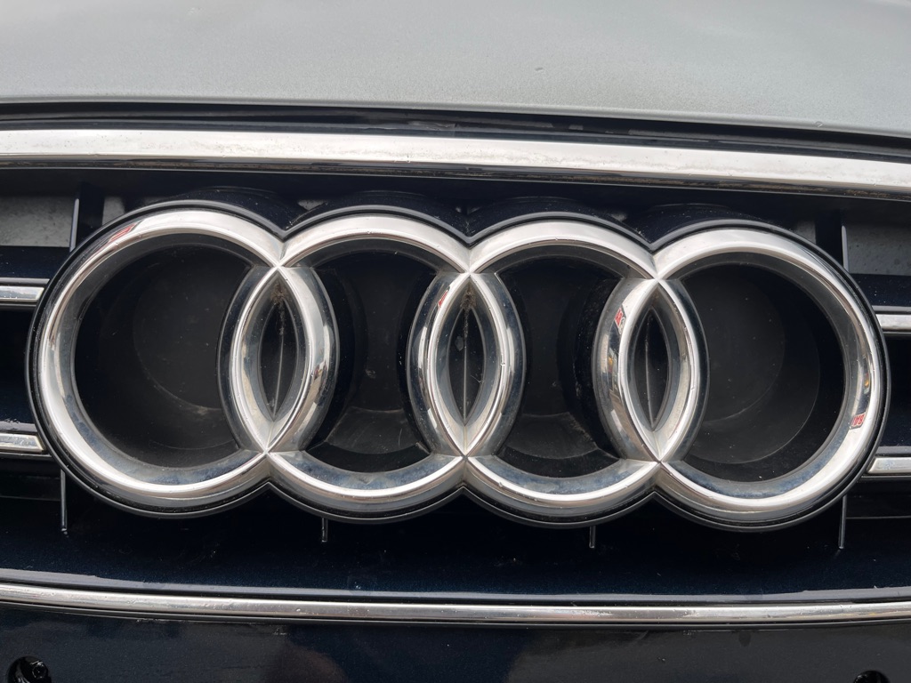 Photo 10 of this AUDI A7
