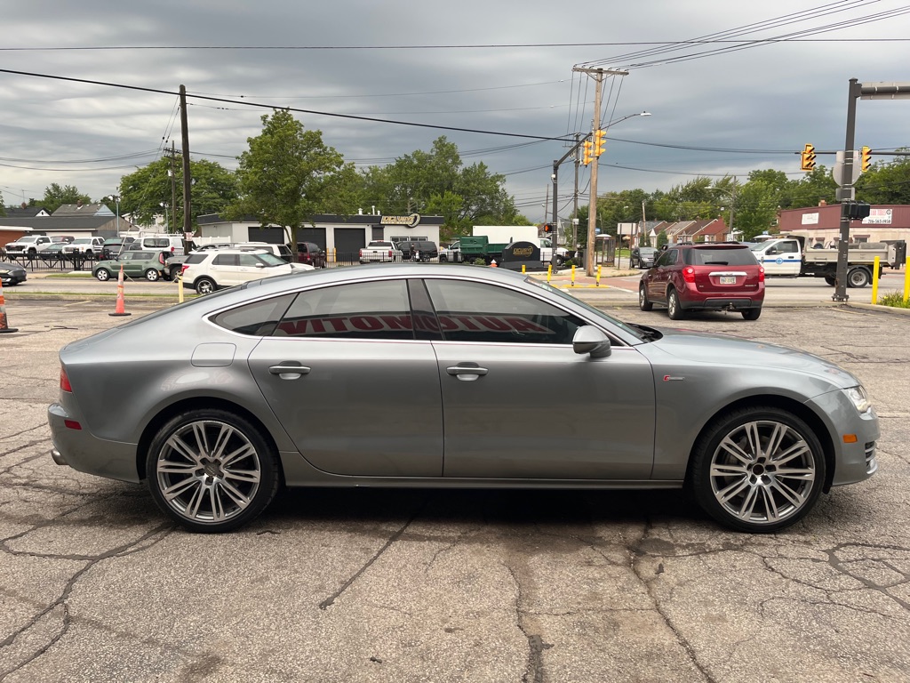Photo 3 of this AUDI A7