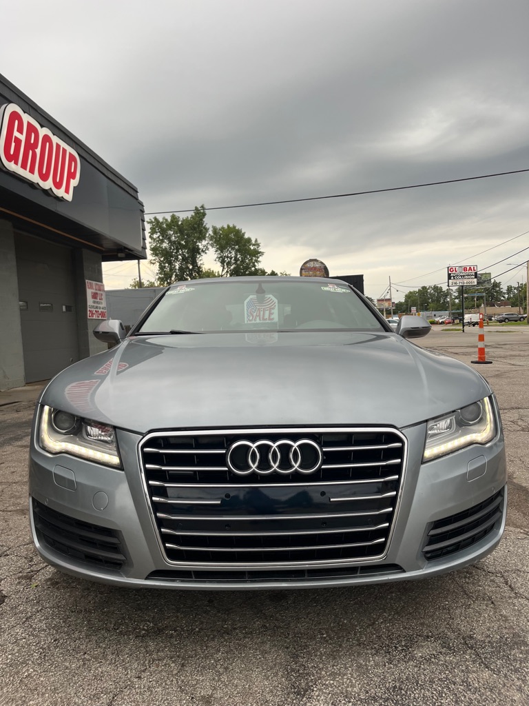 Photo 2 of this AUDI A7