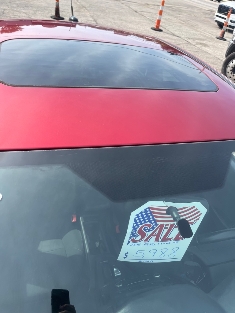 Photo 9 of this FORD FOCUS