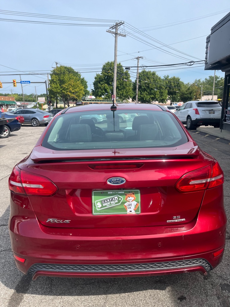 Photo 4 of this FORD FOCUS