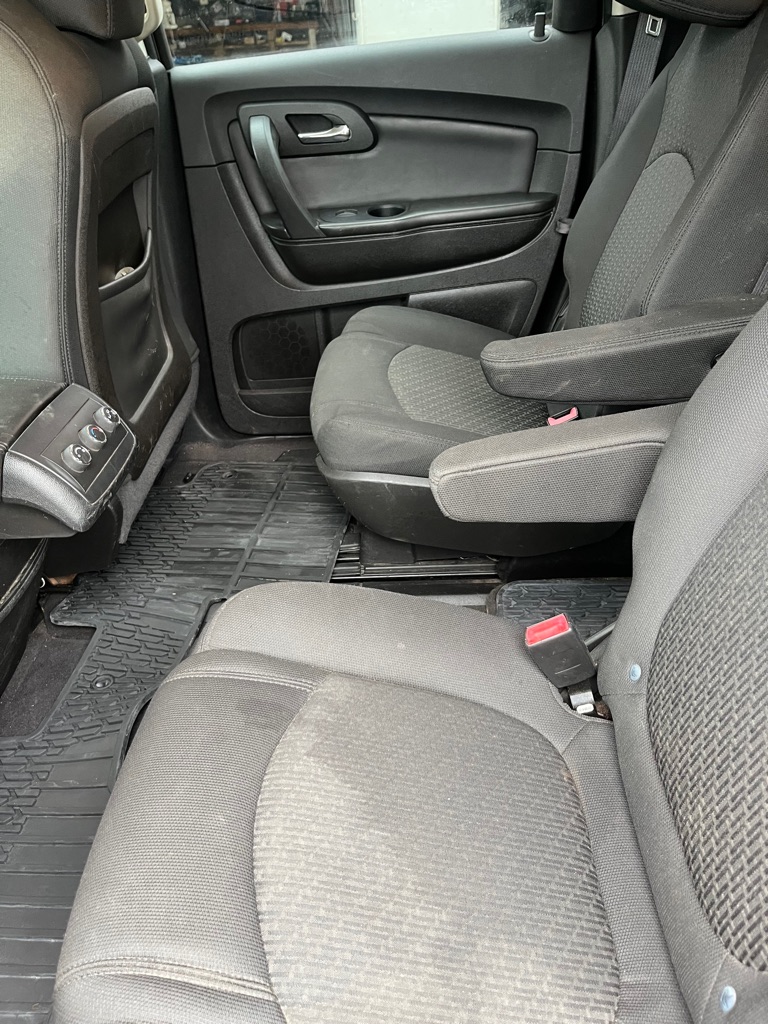 Photo 11 of this CHEVROLET TRAVERSE