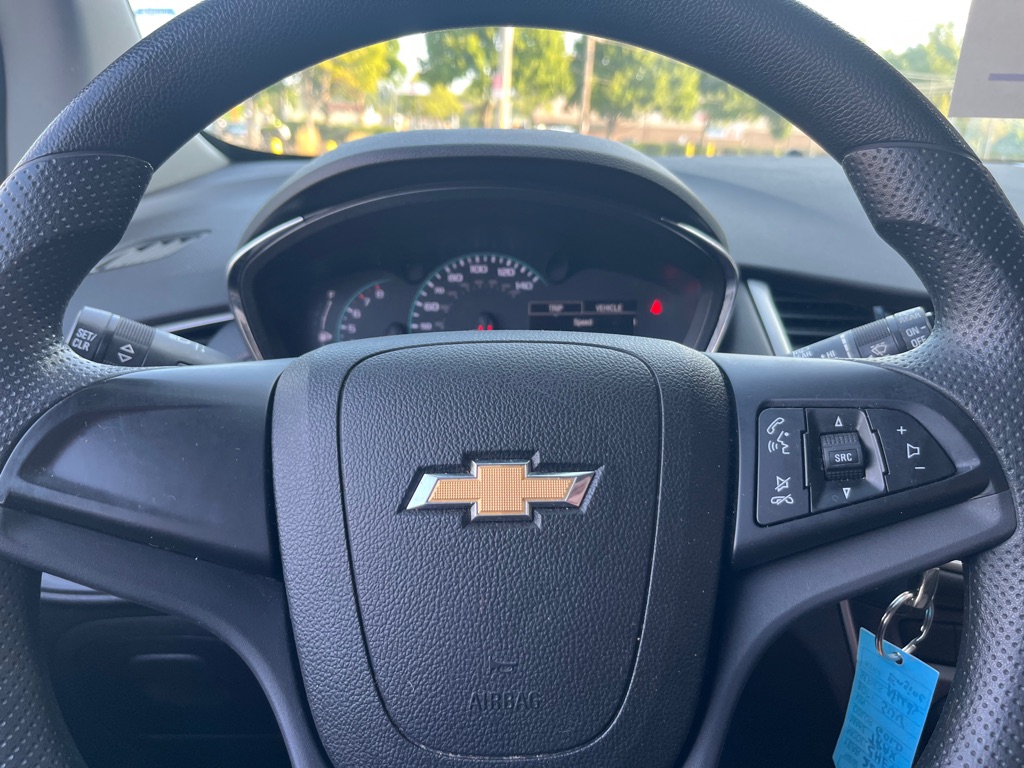 Photo 17 of this CHEVROLET TRAX
