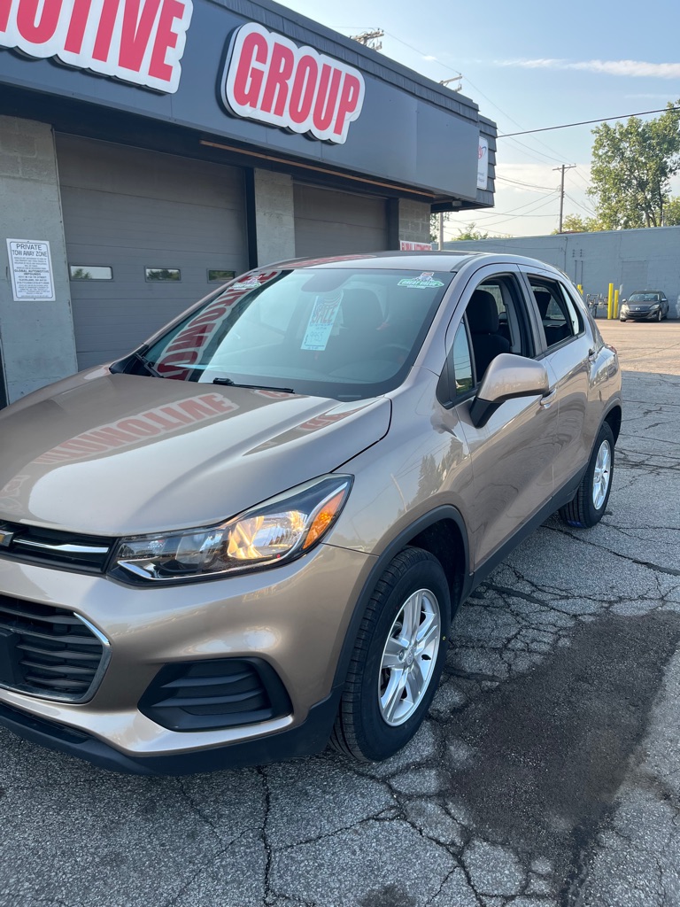 Photo 9 of this CHEVROLET TRAX