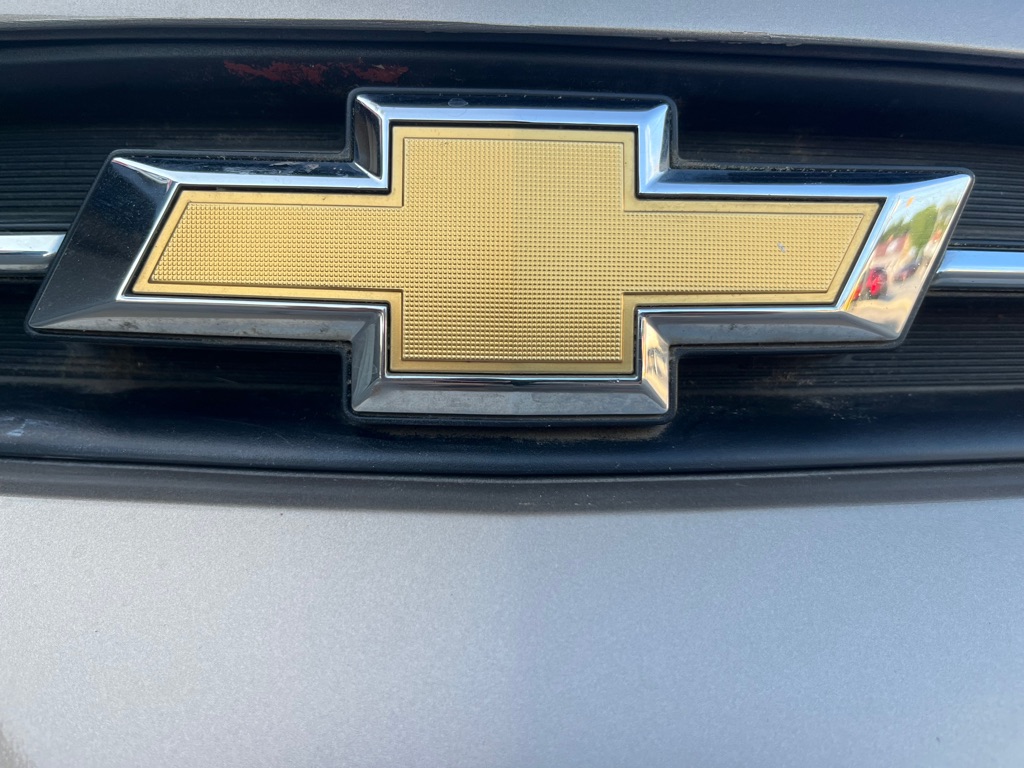 Photo 8 of this CHEVROLET TRAX