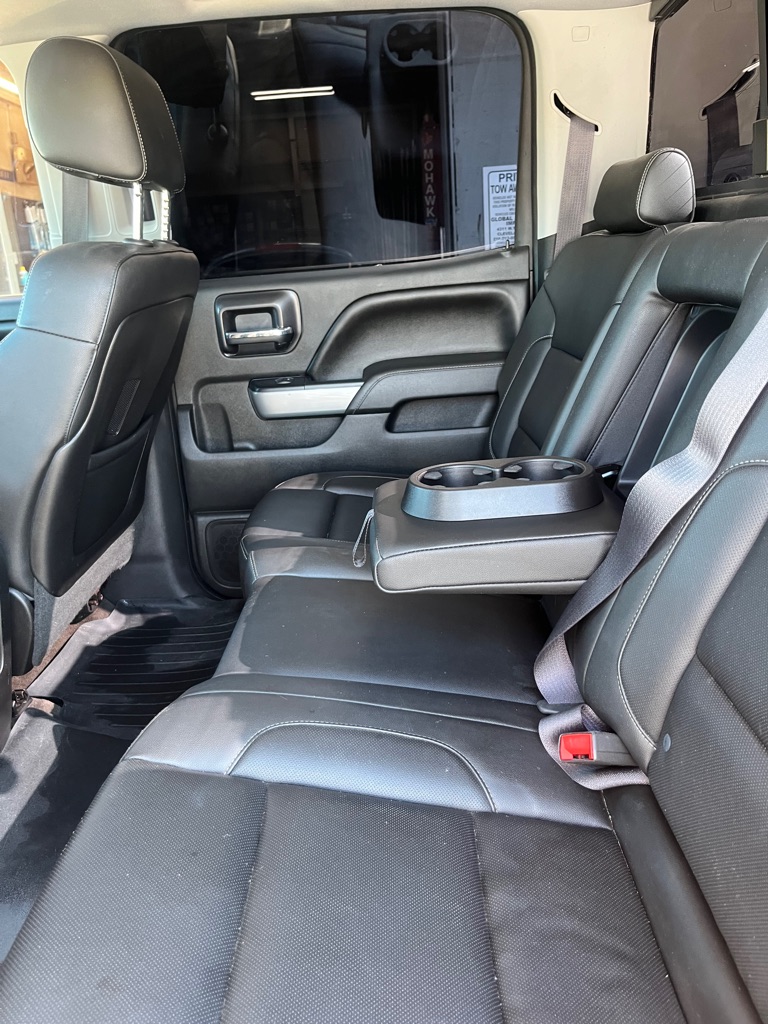 Photo 17 of this CHEVROLET SILVERADO 1500