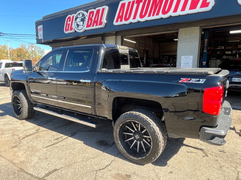 Photo 8 of this CHEVROLET SILVERADO 1500