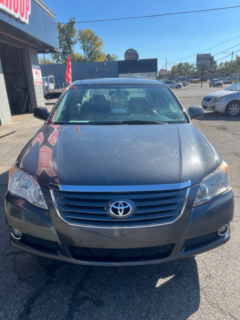 Photo 2 of this TOYOTA AVALON