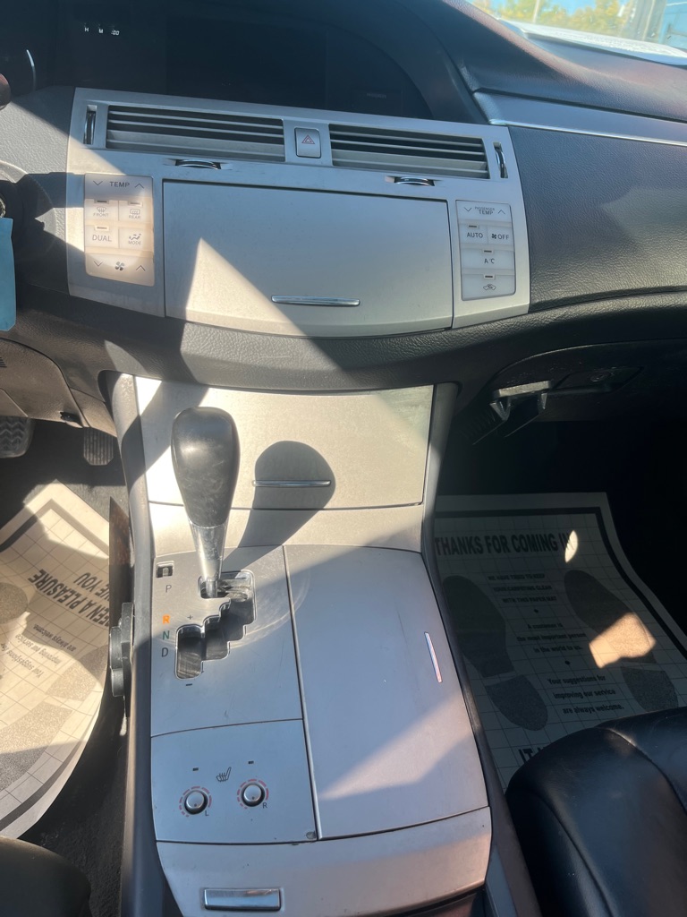 Photo 15 of this TOYOTA AVALON