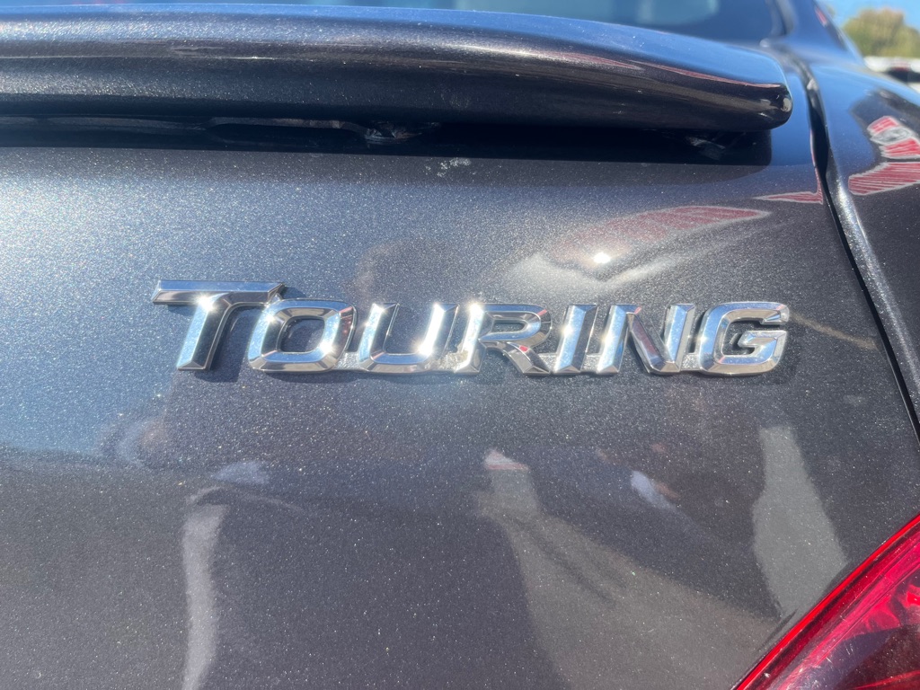 Photo 10 of this TOYOTA AVALON