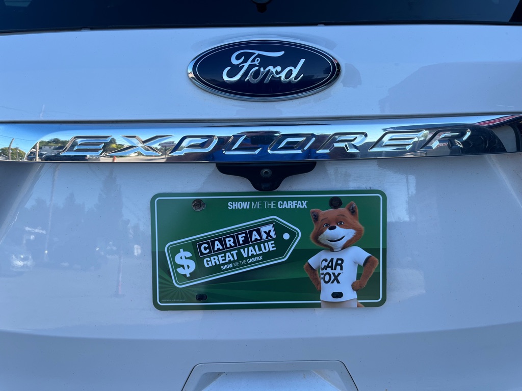Photo 20 of this FORD EXPLORER
