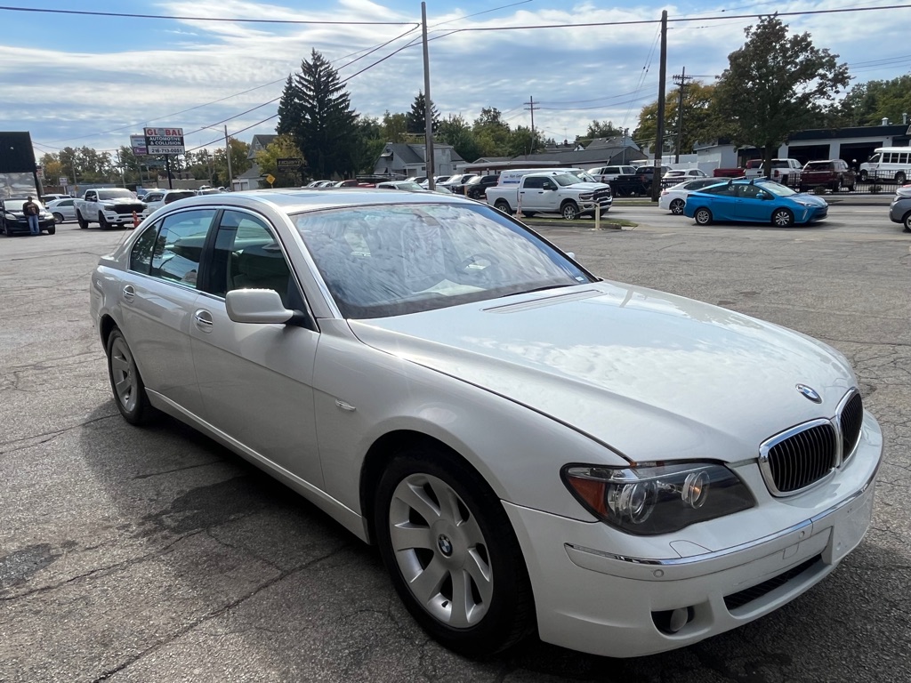 Photo 7 of this BMW 7 SERIES