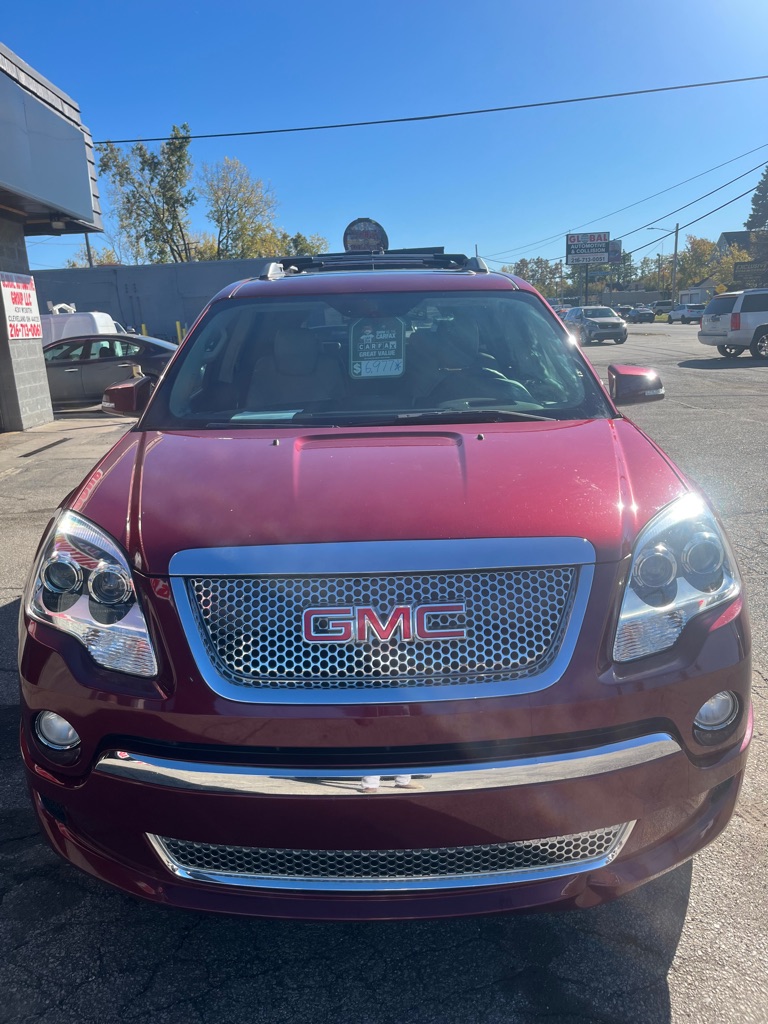 Photo 2 of this GMC ACADIA