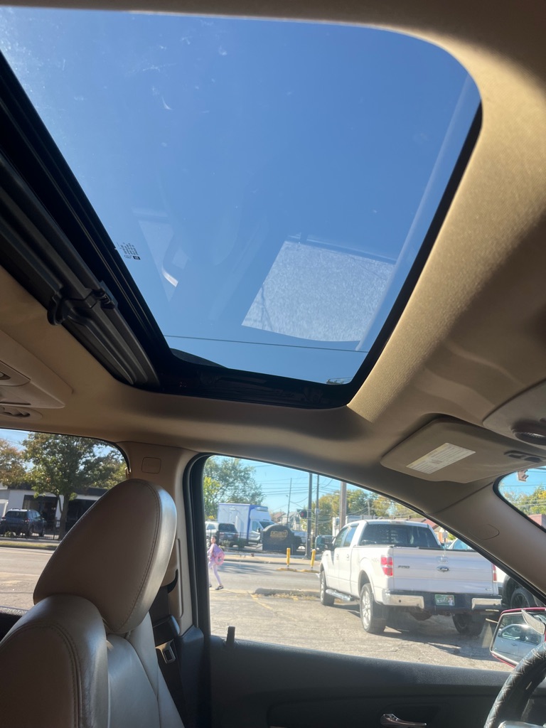 Photo 17 of this GMC ACADIA