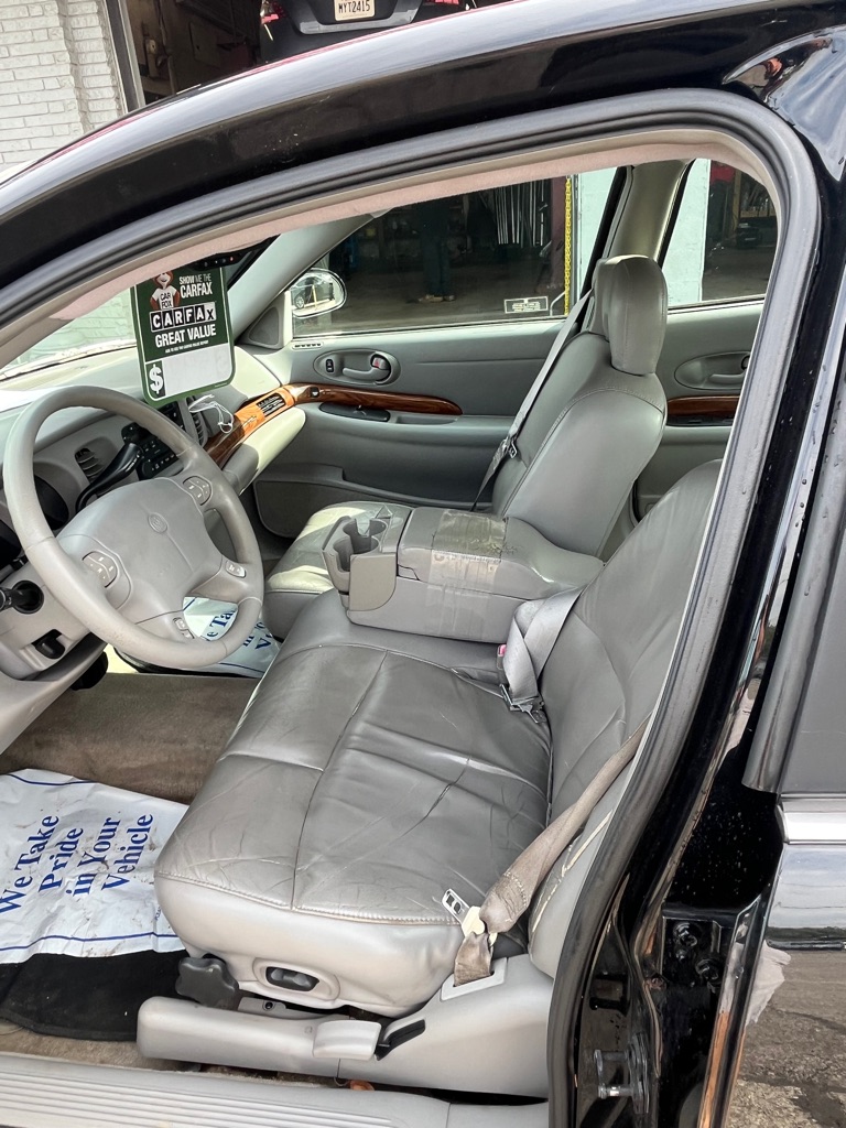 Photo 11 of this BUICK LESABRE