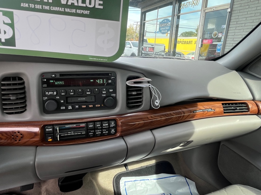 Photo 16 of this BUICK LESABRE