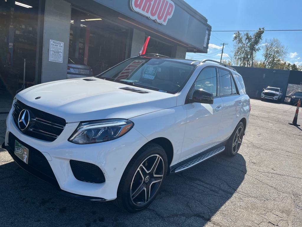 Photo 7 of this MERCEDES-BENZ GLE