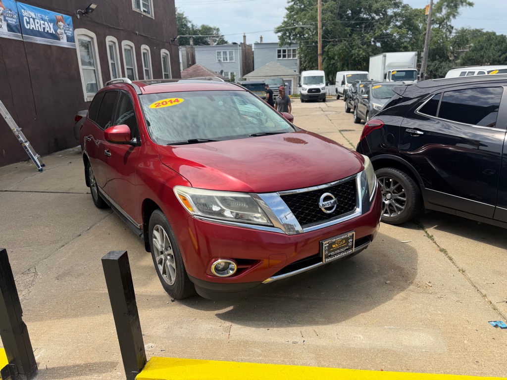 Red 2014 Nissan Pathfinder SUV / Crossover Four-Wheel Drive Continuously Variable Transmission