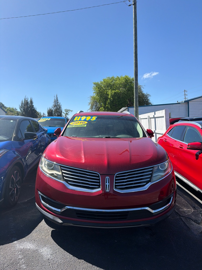 View vehicle photo 6