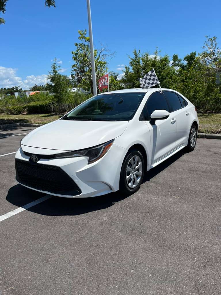 Photo 2 of this TOYOTA COROLLA
