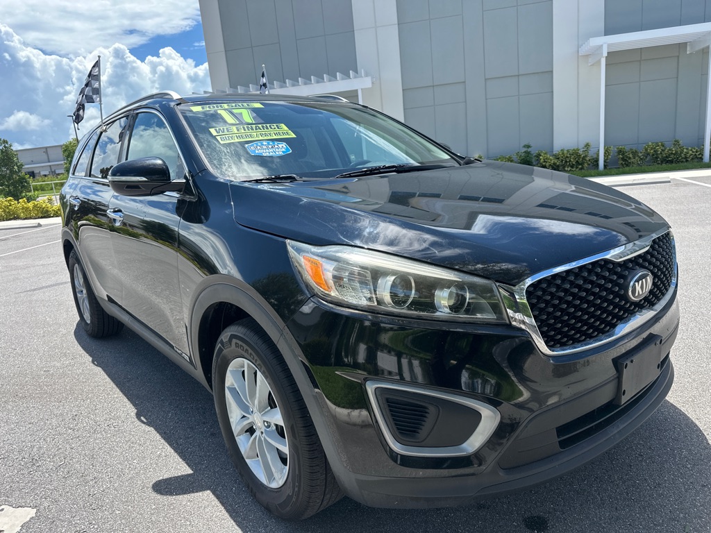 Photo 3 of this KIA SORENTO