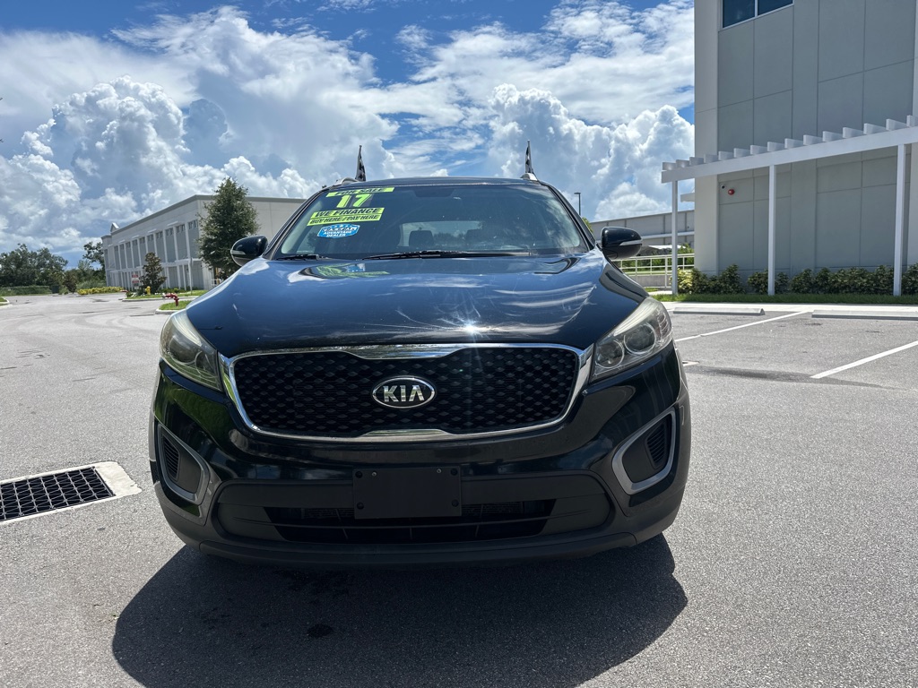Photo 2 of this KIA SORENTO