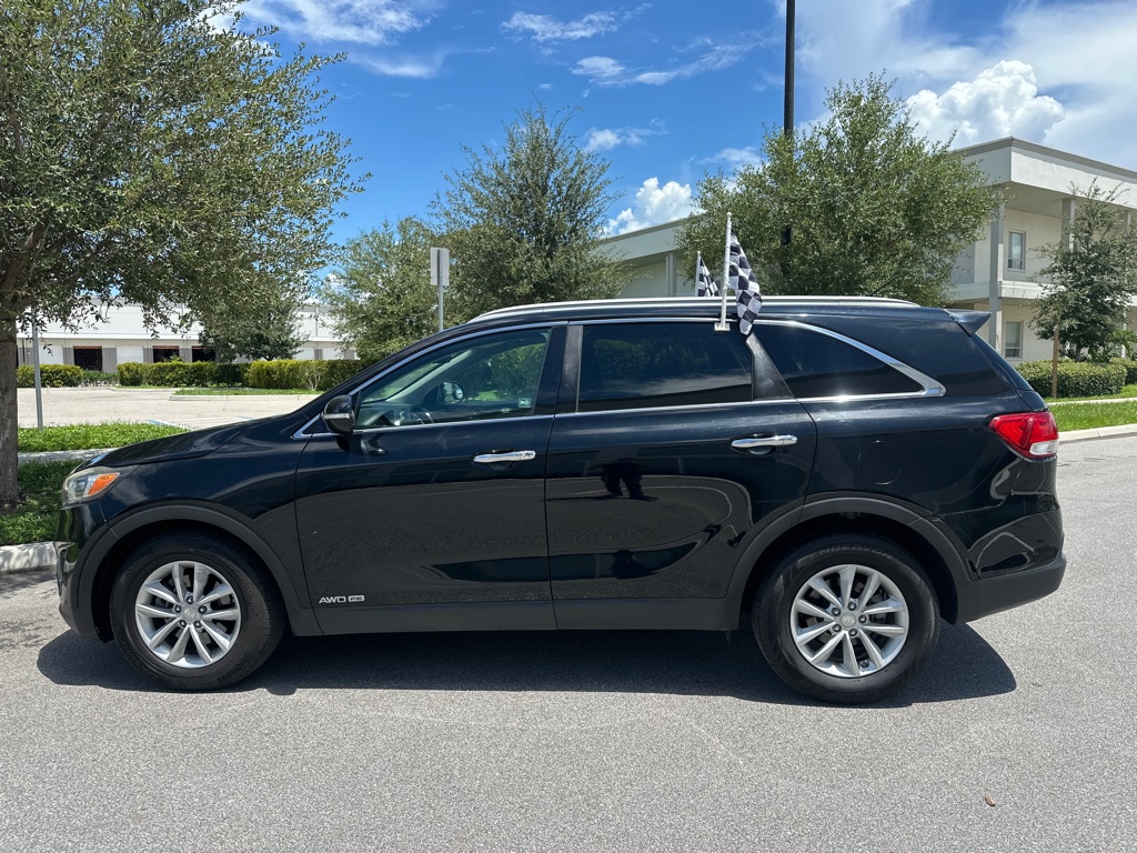Photo 8 of this KIA SORENTO