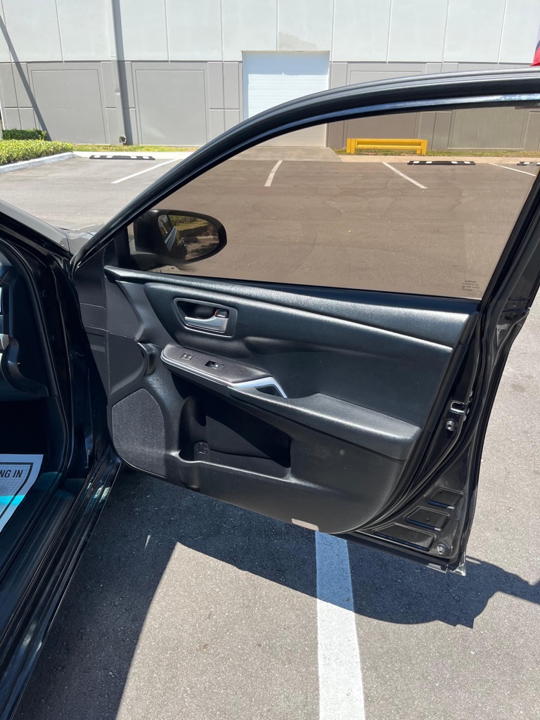 Photo 6 of this TOYOTA CAMRY
