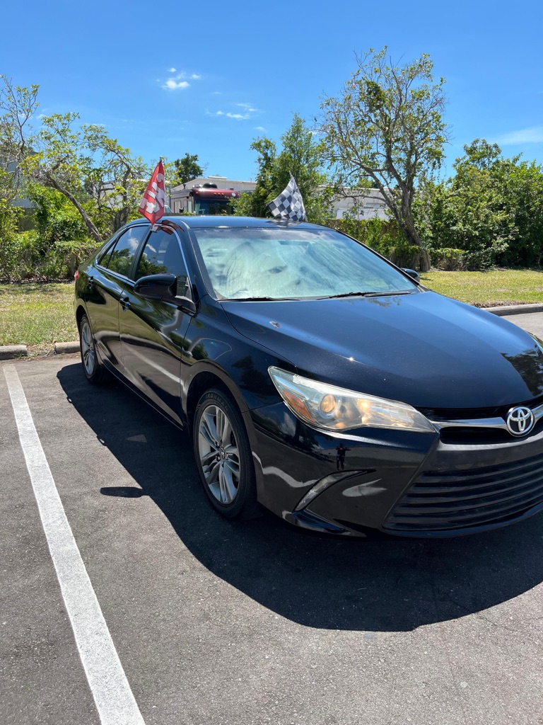 Photo 9 of this TOYOTA CAMRY