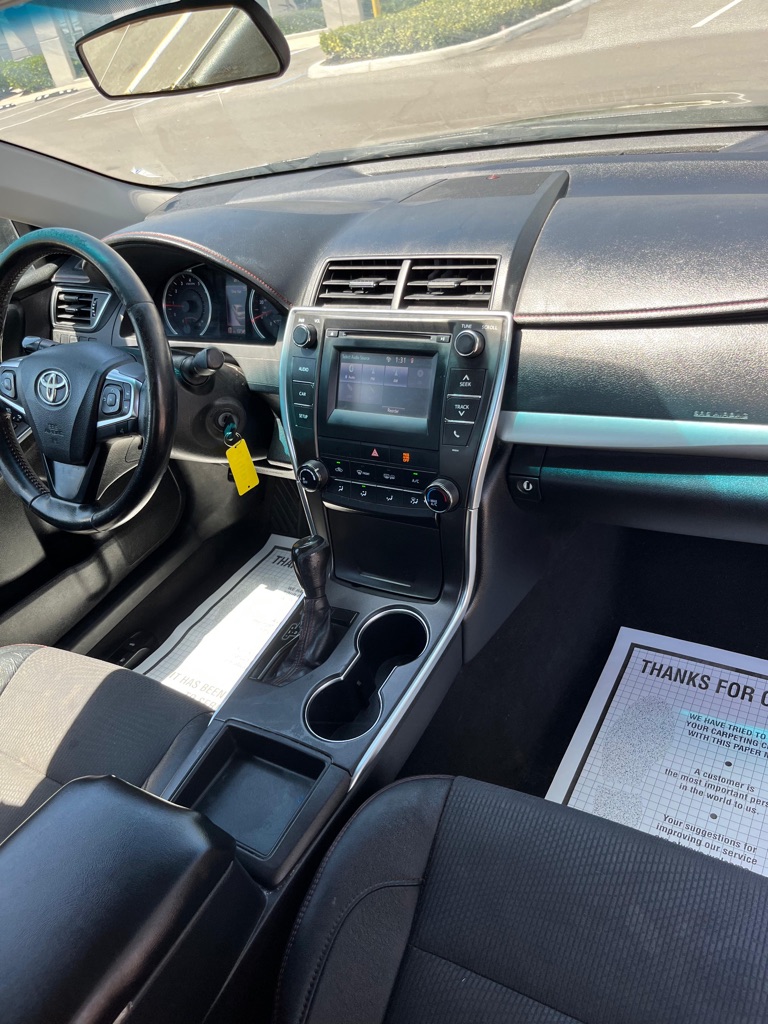 Photo 2 of this TOYOTA CAMRY