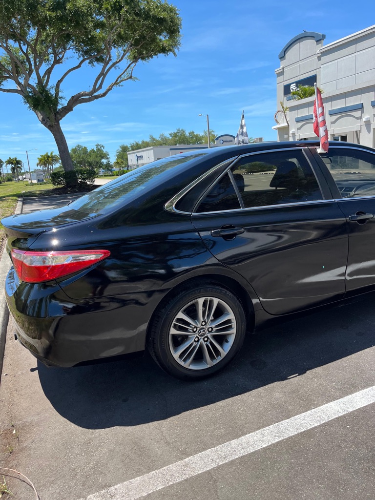 Photo 4 of this TOYOTA CAMRY