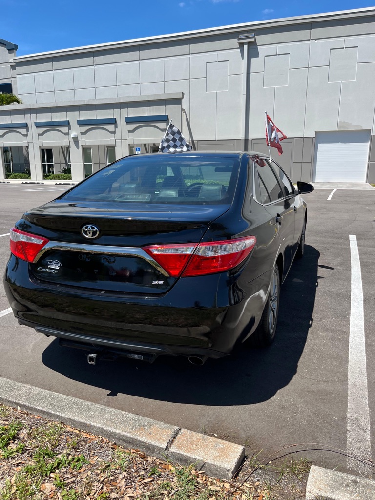 Photo 7 of this TOYOTA CAMRY