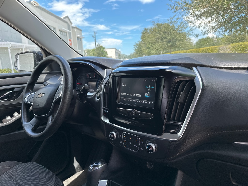 Photo 28 of this CHEVROLET TRAVERSE