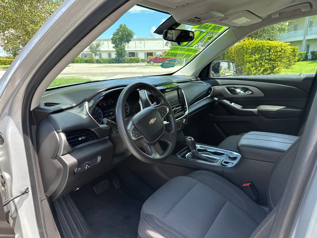 Photo 20 of this CHEVROLET TRAVERSE