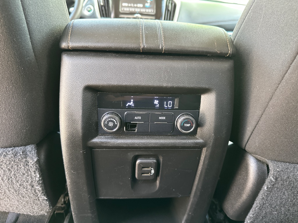 Photo 16 of this CHEVROLET TRAVERSE