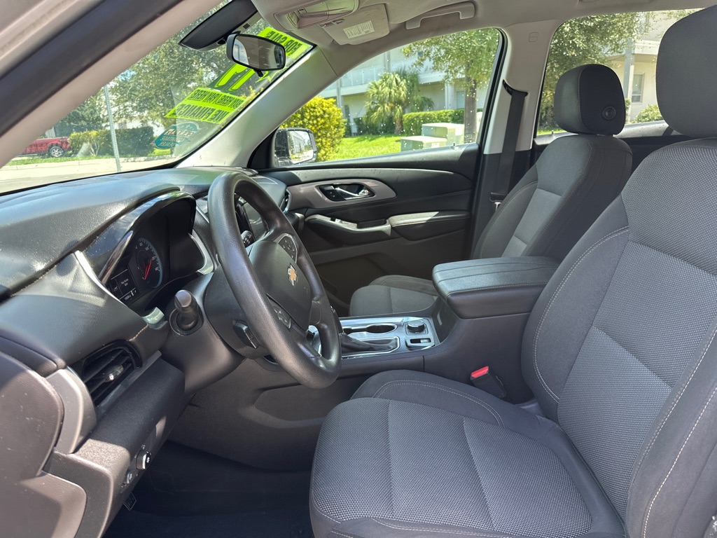 Photo 21 of this CHEVROLET TRAVERSE