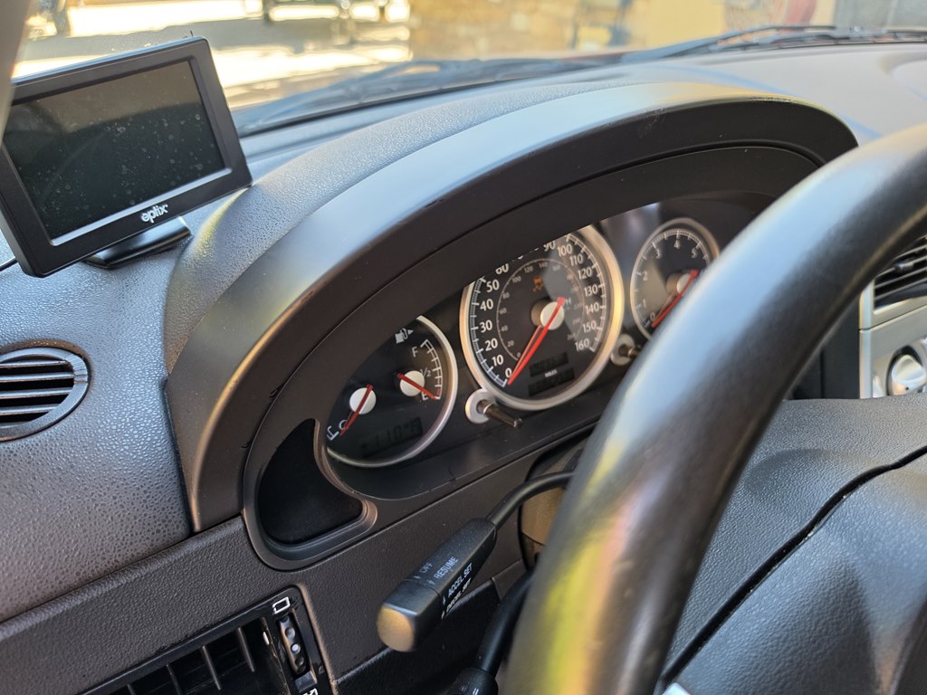Photo 32 of this CHRYSLER CROSSFIRE