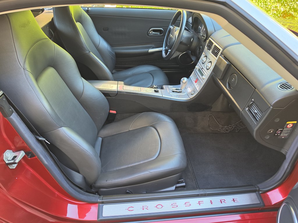 Photo 26 of this CHRYSLER CROSSFIRE