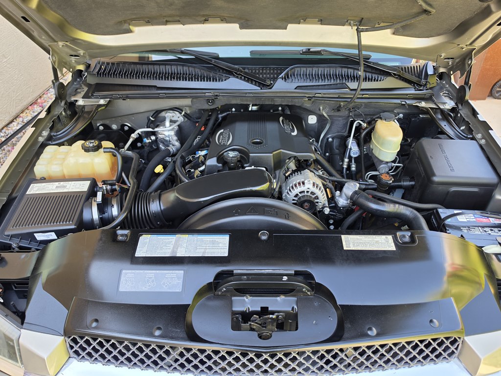 Photo 21 of this CHEVROLET AVALANCHE