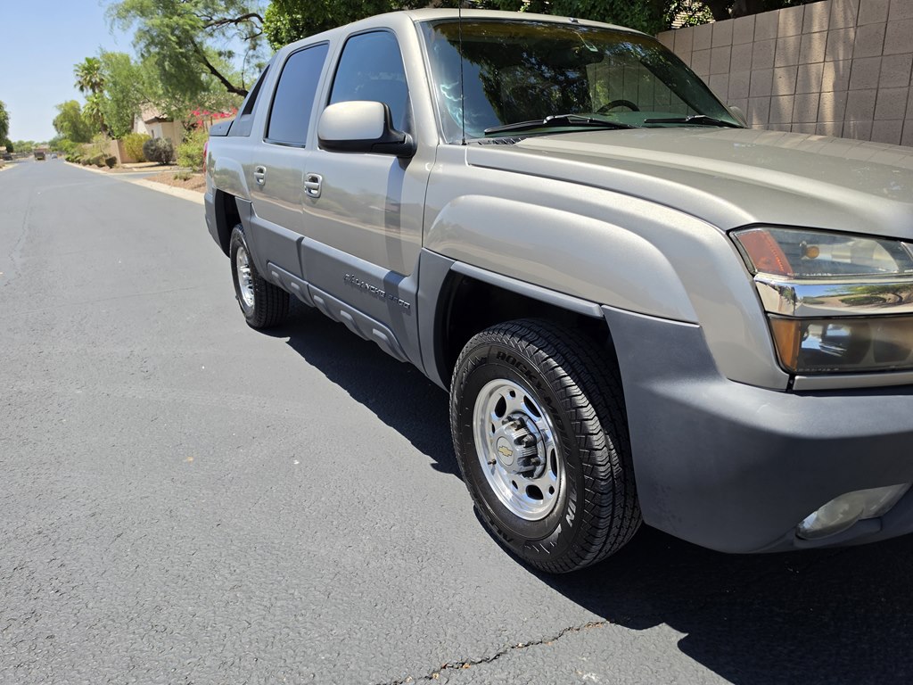 Photo 25 of this CHEVROLET AVALANCHE