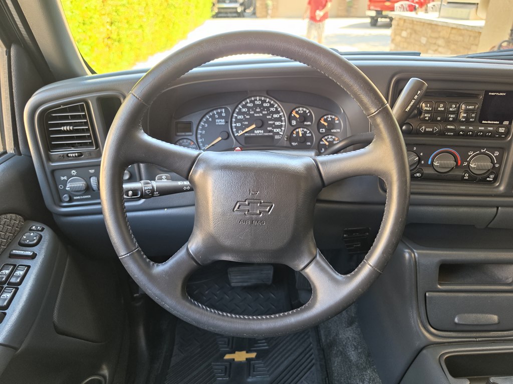 Photo 38 of this CHEVROLET AVALANCHE