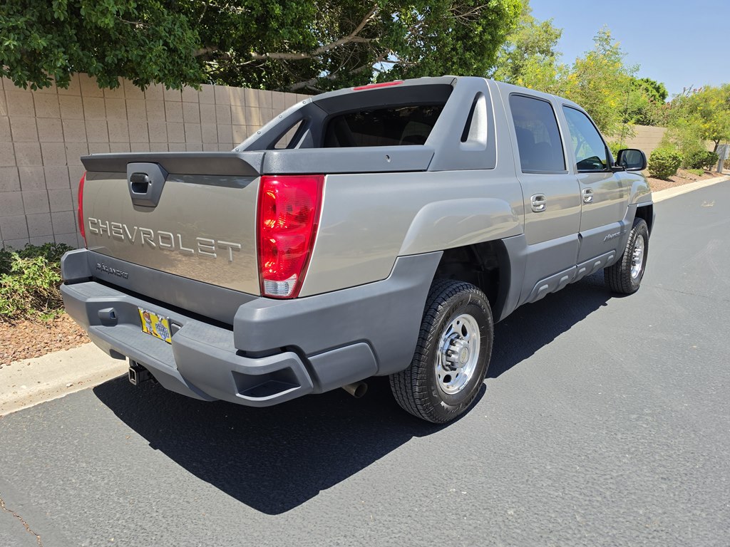Photo 3 of this CHEVROLET AVALANCHE