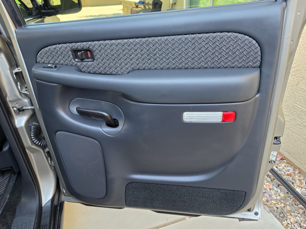 Photo 30 of this CHEVROLET AVALANCHE