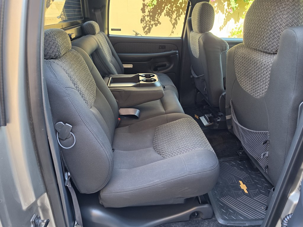 Photo 29 of this CHEVROLET AVALANCHE