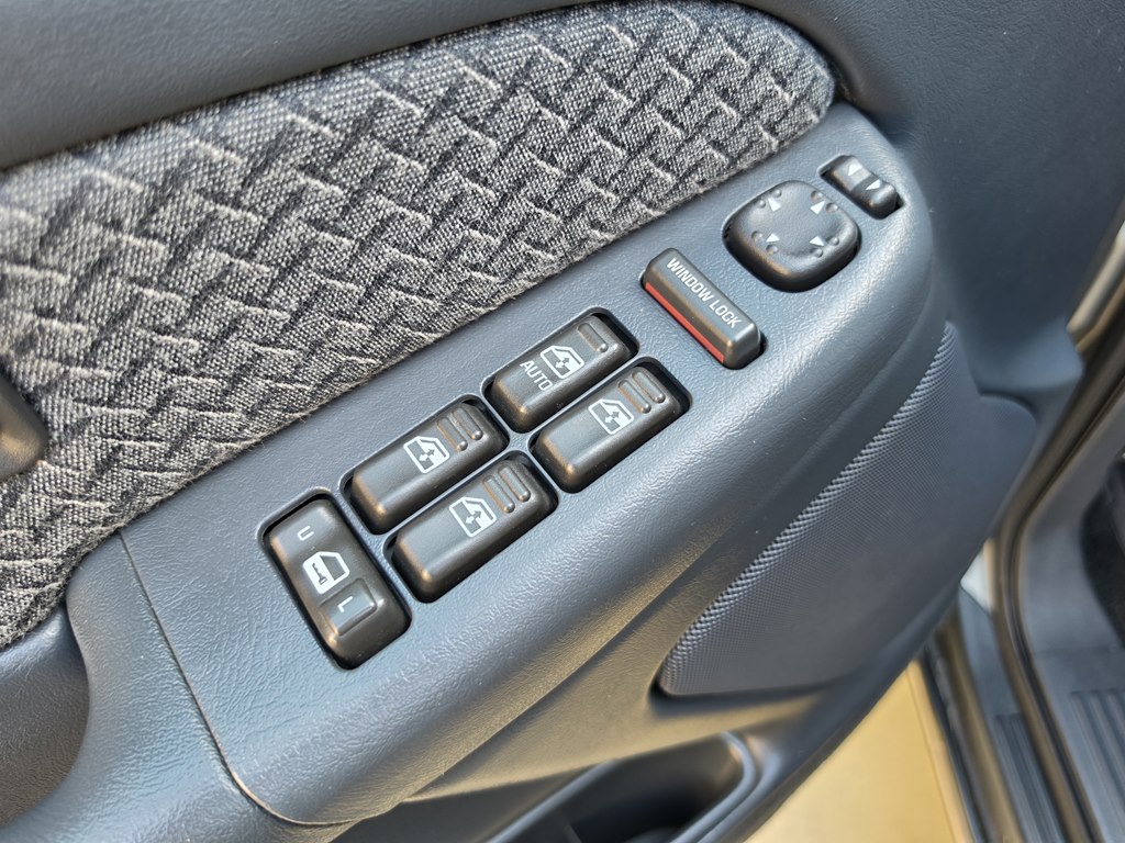 Photo 48 of this CHEVROLET AVALANCHE